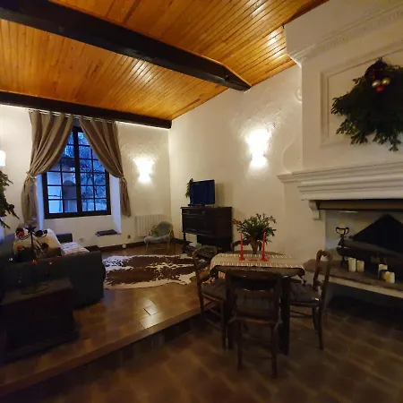 Un Studio, Histoire : Le Palais Gubernatis. * Saint-Martin-Vesubie